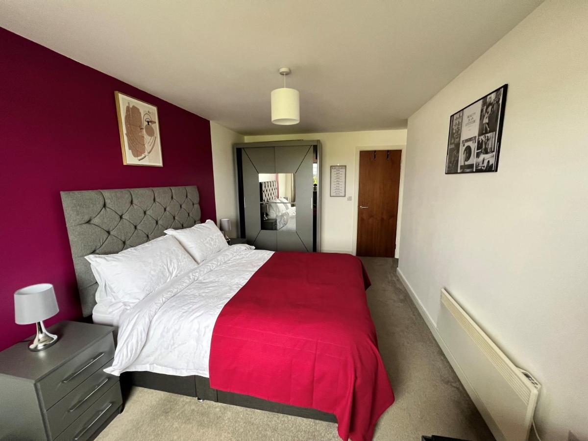 Spacious 1 Bed Relocation Apartment Free Parking, Brierley Hill Esterno foto